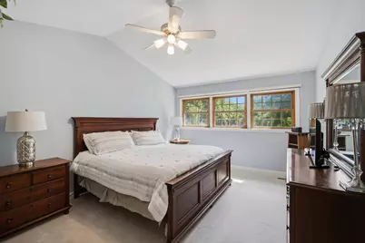 1410 E Eton Drive, Arlington Heights, IL 60004 - Photo 14