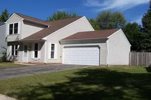 1105 Meghan Ave, Algonquin, IL 60102 - Photo 2