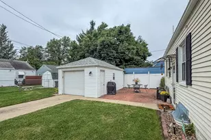 609 S Florence Ave, Bloomington, IL 61701 - Photo 34