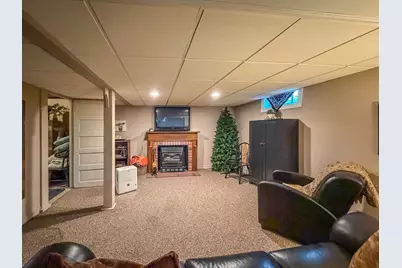 609 S Florence Avenue, Bloomington, IL 61701 - Photo 24