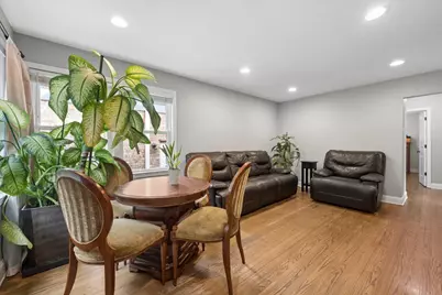 2416 Nathaniel Place, Evanston, IL 60202 - Photo 2