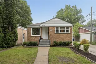 2416 Nathaniel Pl, Evanston, IL 60202 - Photo 1