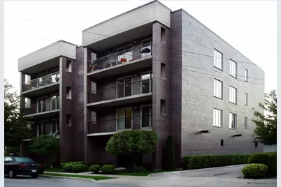 6415 Elm Street #3B, Morton Grove, IL 60053 - Photo 1