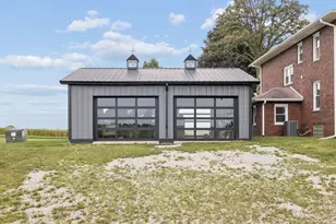 751 N 3150th Rd, Utica, IL 61373 - Photo 14