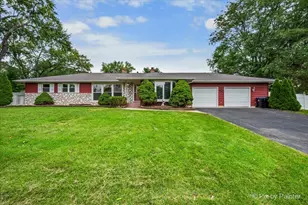 1218 Oakleaf Ave, McHenry, IL 60051 - Photo 1