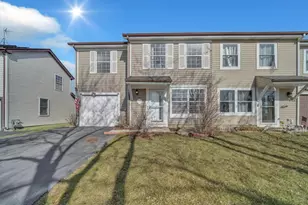 1784 McCormick Ln, Hanover Park, IL 60133 - Photo 2