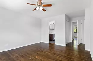 6826 N Ridge Blvd, Chicago, IL 60645 - Photo 8