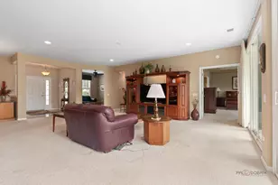 3572 Adler Ct, Mundelein, IL 60060 - Photo 6
