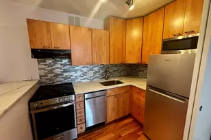 2400 N Lakeview Ave, Chicago, IL 60614 - Photo 10