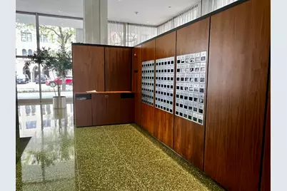 2400 N Lakeview Avenue #1007, Chicago, IL 60614 - Photo 2