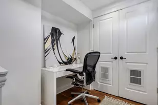2242 N Seminary Ave, Chicago, IL 60614 - Photo 16