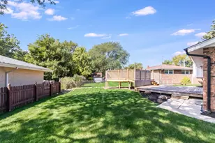 640 N Locust St, Frankfort, IL 60423 - Photo 24