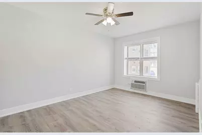 7070 N Sheridan Avenue #2S, Chicago, IL 60626 - Photo 6
