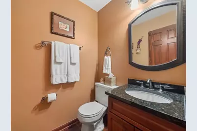 2571 N Douglas Avenue, Arlington Heights, IL 60004 - Photo 10
