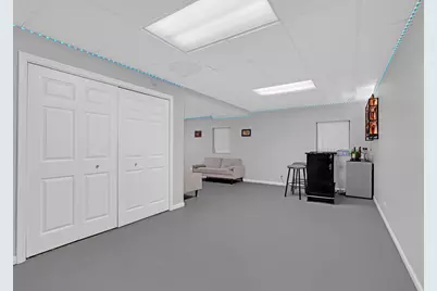 206 Albert Drive, Vernon Hills, IL 60061 - Photo 26