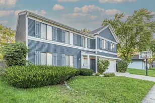 206 Albert Dr, Vernon Hills, IL 60061 - Photo 2