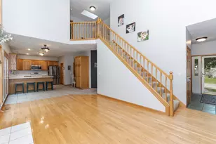 107 N Gadwall Ln, Downs, IL 61736 - Photo 8
