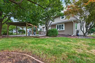 2508 Keystone Rd, Bloomington, IL 61704 - Photo 46