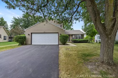 980 Oakland Lane, Aurora, IL 60504 - Photo 2