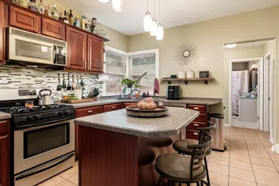 328 Washington Street, Rockford, IL 61104 - Photo 6