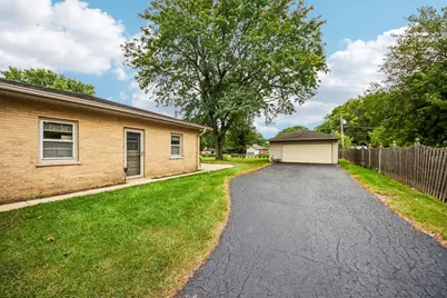 6N520 Andrene Lane, Itasca, IL 60143 - Photo 2