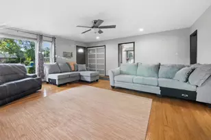 20301 Hellenic Dr, Olympia Fields, IL 60461 - Photo 2