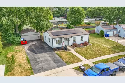 1625 Sunrise Drive, Dekalb, IL 60115 - Photo 2