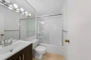 211 E Ohio St, Chicago, IL 60611 - Photo 10