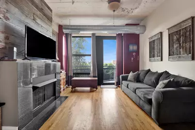 1071 W 15th Street #214, Chicago, IL 60608 - Photo 2