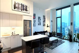 855 W Madison St, Chicago, IL 60607 - Photo 2