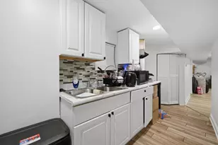 856 N Waller Ave, Chicago, IL 60651 - Photo 32