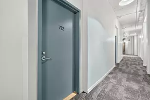 728 W Jackson Blvd, Chicago, IL 60661 - Photo 2