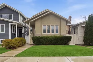 4545 N Lawndale Ave, Chicago, IL 60625 - Photo 1