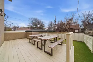 4545 N Lawndale Ave, Chicago, IL 60625 - Photo 8
