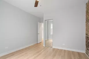 7389 N Damen Ave, Chicago, IL 60645 - Photo 10