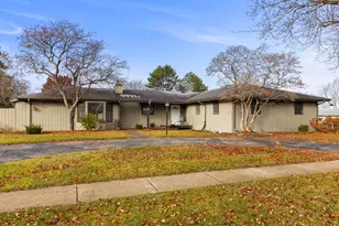 10501 Cindy Jo Ave, Huntley, IL 60142 - Photo 1