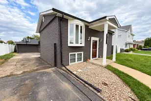 16717 Hobart Ave, Orland Hills, IL 60487 - Photo 2