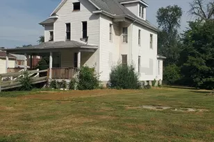 255 E Concord St, Sheldon, IL 60966 - Photo 2