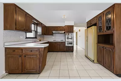 8656 W Carmen Avenue, Norridge, IL 60706 - Photo 12