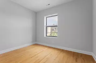 7526 N Seeley Ave, Chicago, IL 60645 - Photo 8