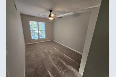 6941 S Cornell Avenue, Chicago, IL 60649 - Photo 18