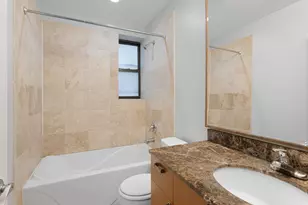 7530 N Seeley Ave, Chicago, IL 60645 - Photo 12
