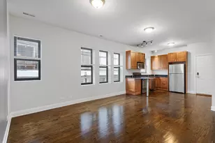 7530 N Seeley Ave, Chicago, IL 60645 - Photo 2