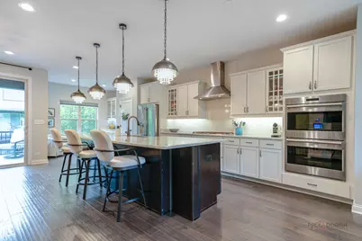 617 Parkside Court, Libertyville, IL 60048 - Photo 10