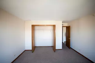 6340 Capulina Ave, Morton Grove, IL 60053 - Photo 8