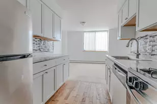 20 N Tower Rd, Oak Brook, IL 60523 - Photo 8
