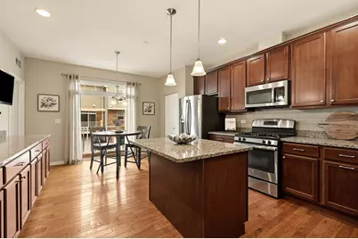 2845 Henley Lane, Naperville, IL 60540 - Photo 6