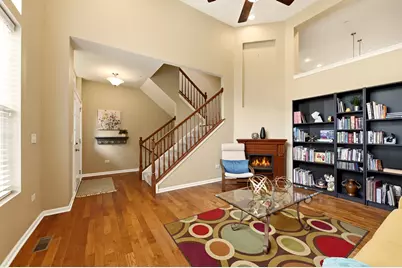 2845 Henley Lane, Naperville, IL 60540 - Photo 4