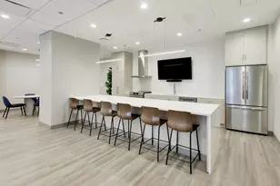 222 N Columbus Dr, Chicago, IL 60601 - Photo 22