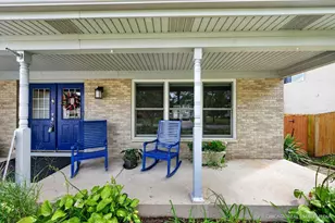 1147 Bennington Dr, Crystal Lake, IL 60014 - Photo 4